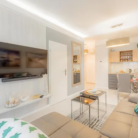 Horyzont Apartamenty -Baltycka2 - Sauna & Fitness - Sniadania Kołobrzeg Eksteriør bilde